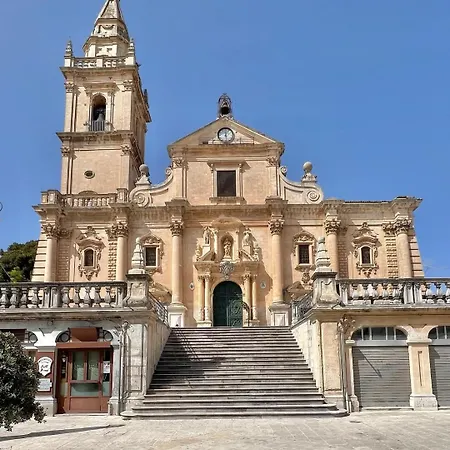 Siciliamo فندق مبيت وإفطار